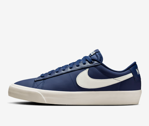 Nike SB Zoom Blazer Low Pro GT Shoe - Blue Void/Sail